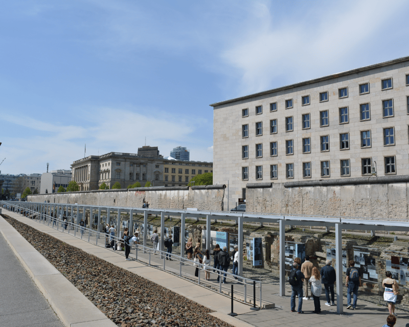 Private Berlin In a Day History Tour With Expert Guide - Checkpoint Charlie to Museum Island: from the crossing point to Berlin’s civic identity