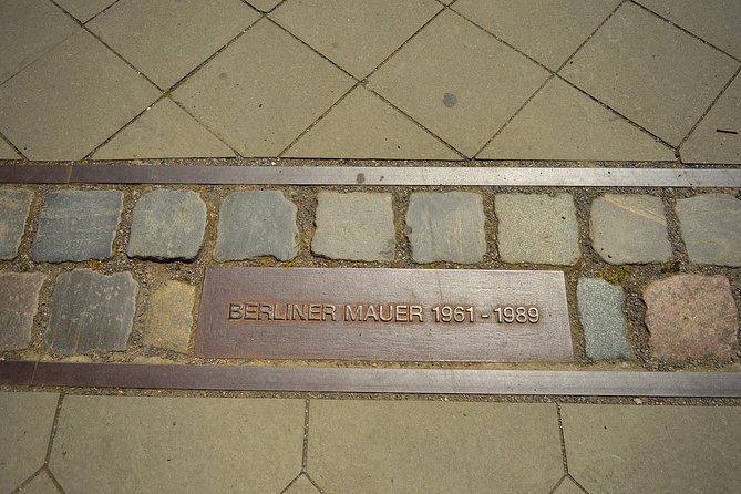 Private Cold War Berlin: Espionage, Berlin Wall, a Divided City - Stop 5: Checkpoint Charlie and the Cold War stare-down