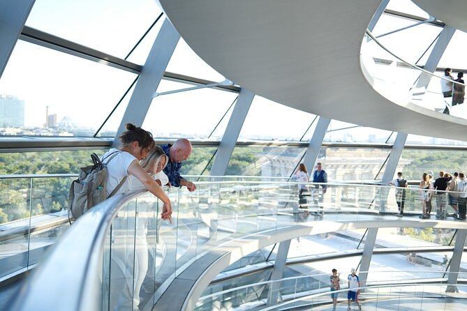 private groups tour Reichstag with dome - Why a private Reichstag dome tour makes sense in Berlin