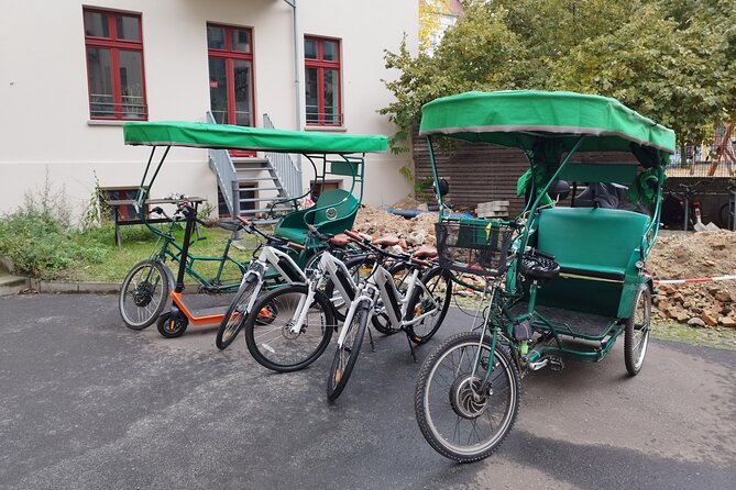 Private Guide Up to Group 6 - ONE Rickshaw, (E)Bikes, E-Scooters - Meeting at Fernsehturm: you start with the skyline, not the map