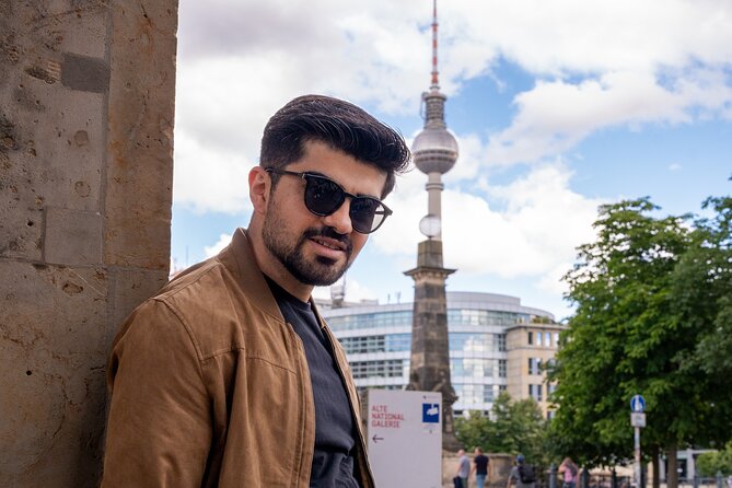 Private Personalized Photoshoot in Berlin - Posing, Outfits, and Getting the Best Results in One Hour