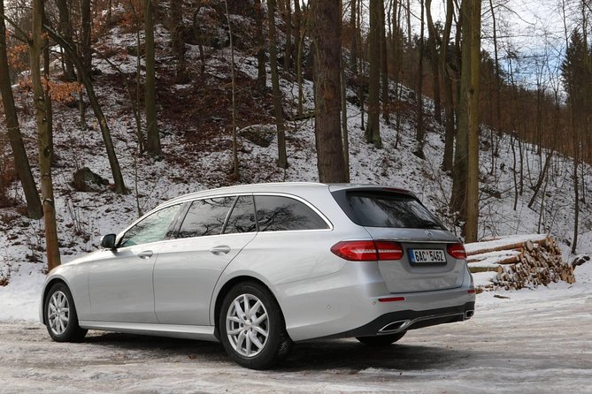 Private ride Berlin to Prague via Dresden (4 hours in Dresden) - Should You Book This Berlin-to-Prague Transfer?