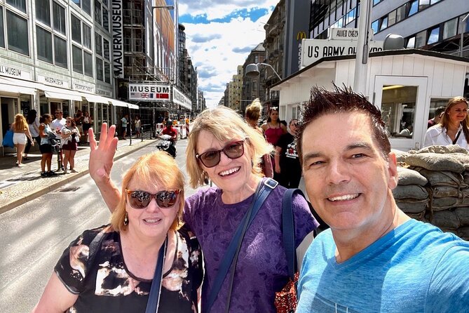 Private Taxi Tour of Berlin + Extras – Extended & Relaxed 6-8h - Kreuzberg’s story has two speeds: old streets and new culture