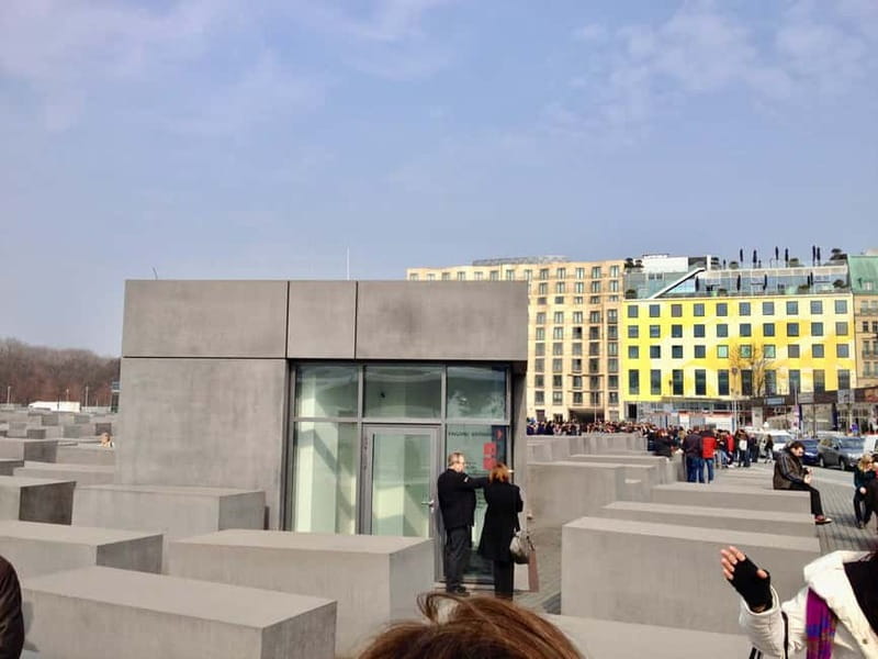 Private Taxi Tour through Berlin East and West and Kiez 4-6h - Checkpoint Charlie and Topography of Terror: where the story tightens