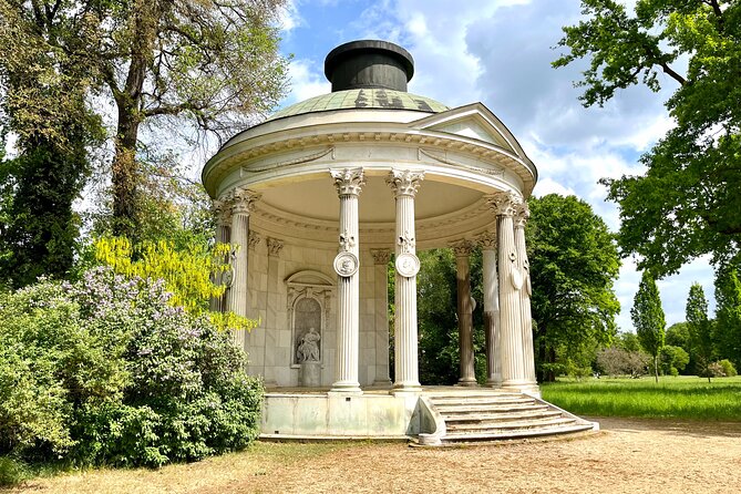 Private taxi tour to Potsdam and Sanssouci 6-8h - The Vineyard and Frederick’s guest world