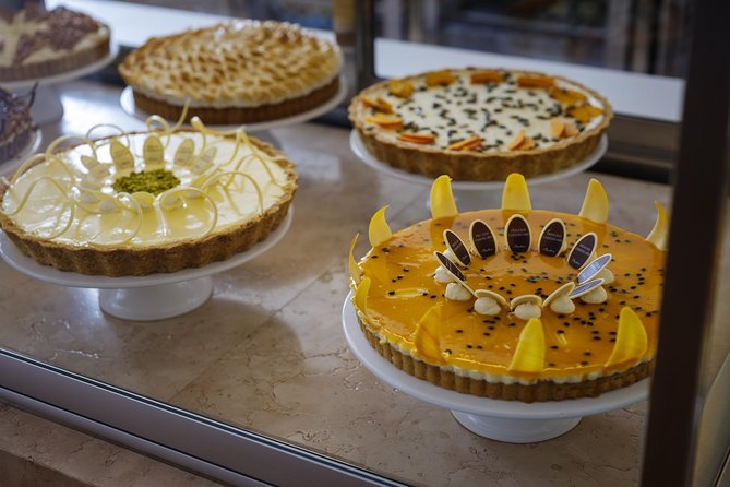 Private Tour: Daytime Food Tour Trends & Classics - Insider tips you can actually use the same day