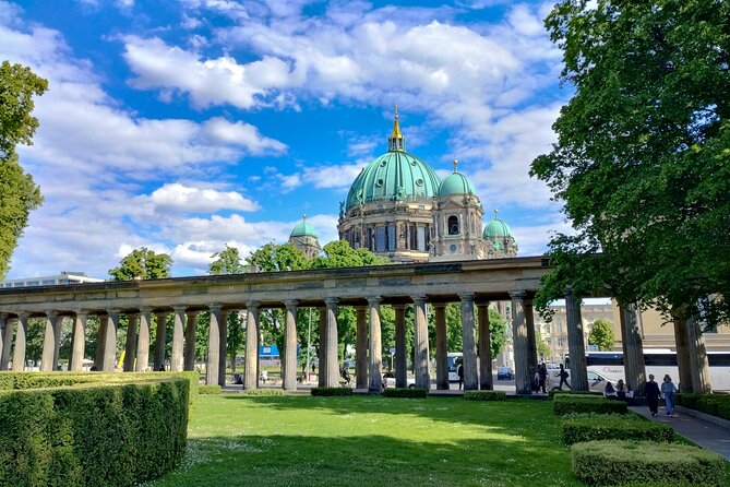 Private Tour: Explore Berlin's Museum Island - Neues Museum and Nefertiti: what the exterior stop sets up