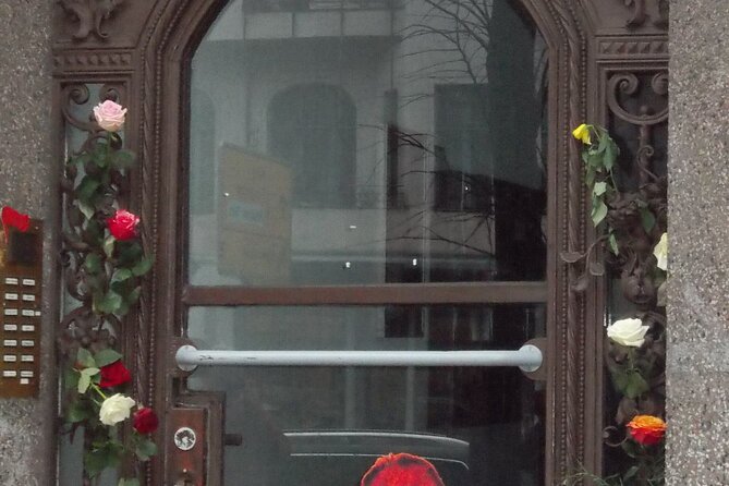 Private Tour of David Bowie's West-Berlin - Kaufhaus des Westens (KaDeWe): the shopping stop with real attitude