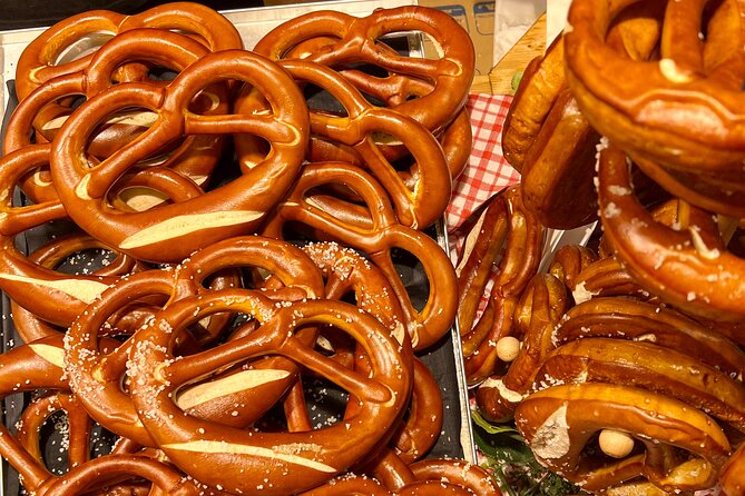 Private Tour: Secret Food Tours Berlin - Jewish Cemetery and the Restored Grand Synagogue: A Heavy Stop With Lift