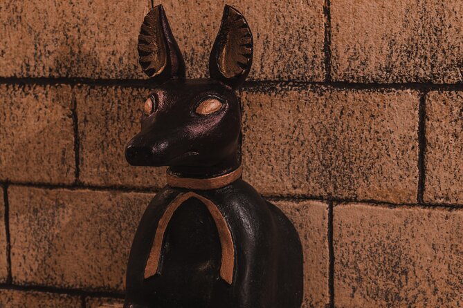 Private Tutankhamun's Tomb Live Escape Room in Berlin - Price and logistics: what $23.27 really turns into