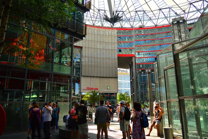 Private walking Tour: Berlin Architecture Tour - Berliner Dom, Kreuzberg, and Friedrichshain: Two Neighborhoods, One Strong Architectural Contrast