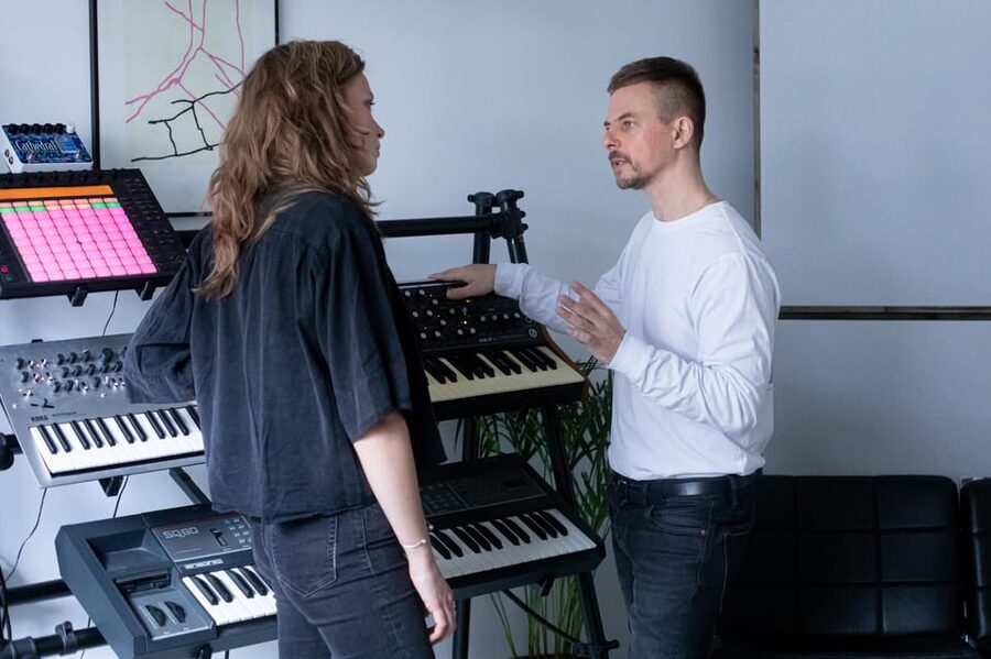 Produce Techno and House Music in Berlin - Synth and Drum Machine Programming: Where House and Techno Grows Teeth