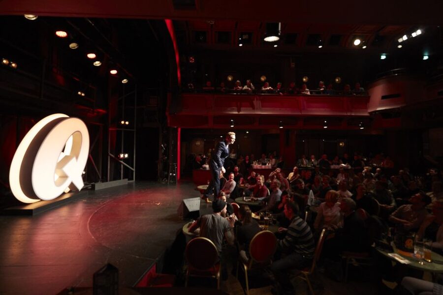 Quatsch Comedy Club Berlin: Die Late Night Show - Tickets, Seats, and Getting the Best View