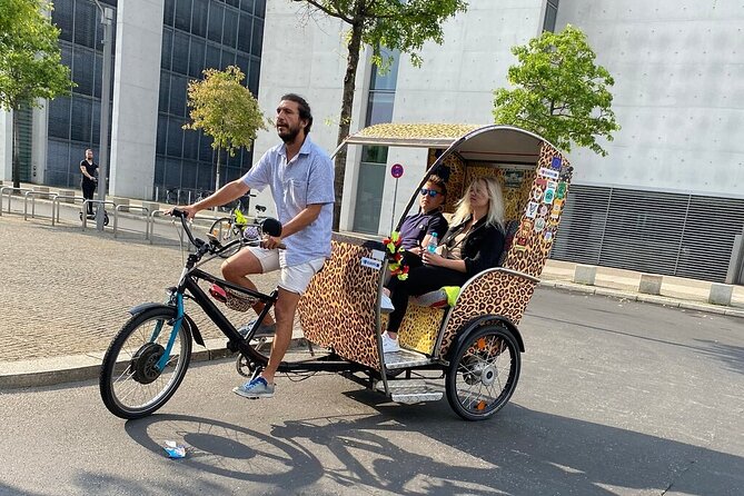 Romantic Berlin Rickshaw City and Photo Tour - incl. pick-up - Pick-up near Pariser Platz and how the timing shapes the ride