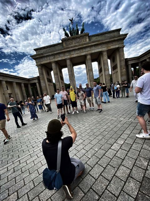 Rude Bastards Tour of Berlin - What the Rude Bastards Tour Promises: Comedy with Berlin Context