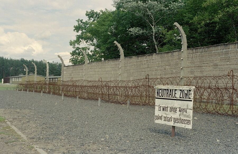 Sachsenhausen Memorial: Walking Tour from Berlin - Inside the Sachsenhausen Memorial: the exact places that matter