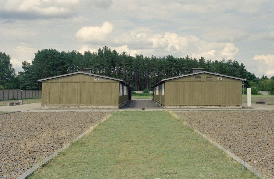 Sachsenhausen Memorial: Walking Tour from Berlin - Why the tour emphasizes design: space as an instrument of oppression