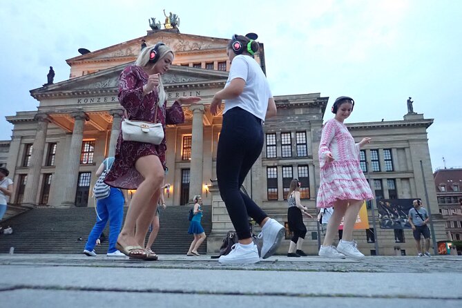 Silent disco through downtown Berlin with flash mobs - Silent Disco With Flash Mobs: What Makes This Berlin Night Different