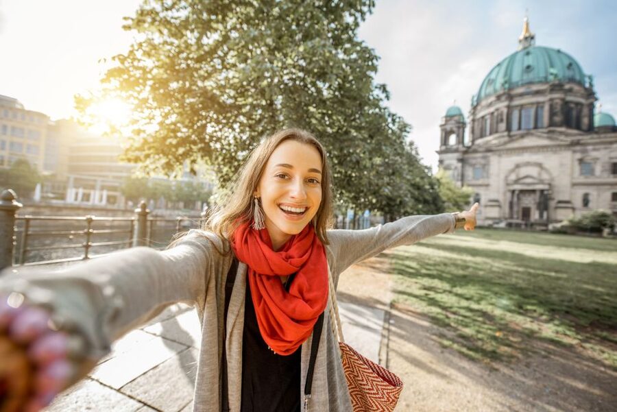 Skip-the-line Berlin Cathedral and Old Town Private Tour - The 5-hour version: a fuller Old Town loop with transfers