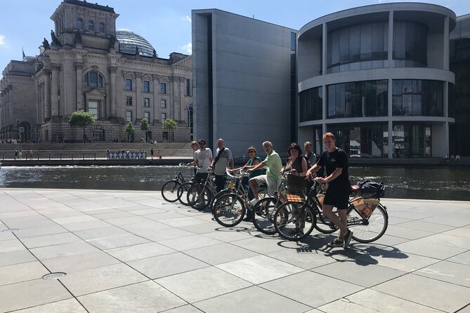 Small-Group Historical Bike Tour in Berlin - Oranienburger Straße and the Jewish New Synagogue Area