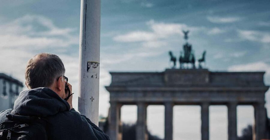 The Best of Berlin Private Guided Tour - Meeting your guide: hotel pickup and how the private group works