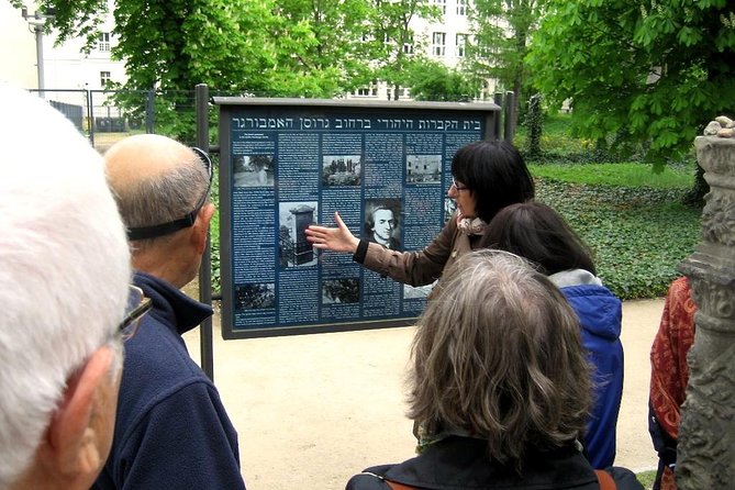 "The Jewish Berlin" - Alter Jüdischer Friedhof (Old Jewish Cemetery): names that hold centuries