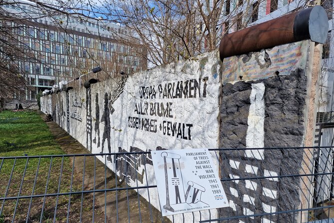 Walking on the Wall: 3-Hour Tour in Berlin - Walking the Berlin Wall Line Without Getting Lost