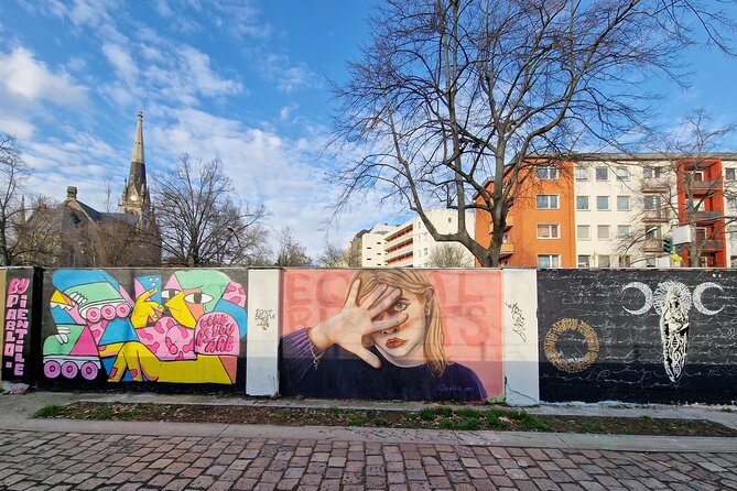 Walking on the Wall: 3-Hour Tour in Berlin - Starting at Ida-von-Arnim-Straße 2: A Spot That Feels Wrong at First